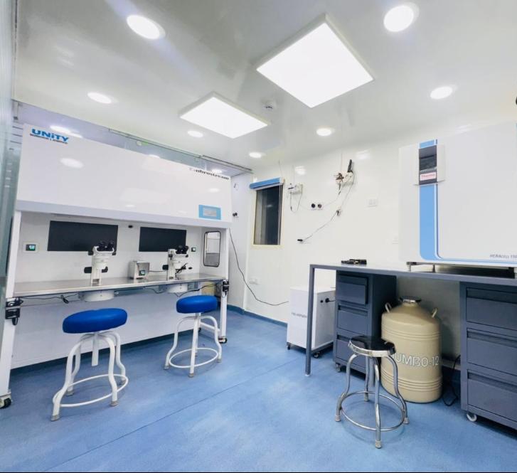 Advanced IVF and embryology laboratory at GHRACE & HOPE IVF equipped with modern fertility technology and specialized reproductive equipment.