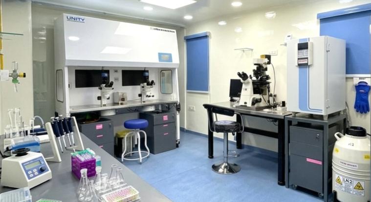 Advanced IVF and embryology laboratory at GHRACE & HOPE IVF equipped with modern fertility technology and specialized reproductive equipment.