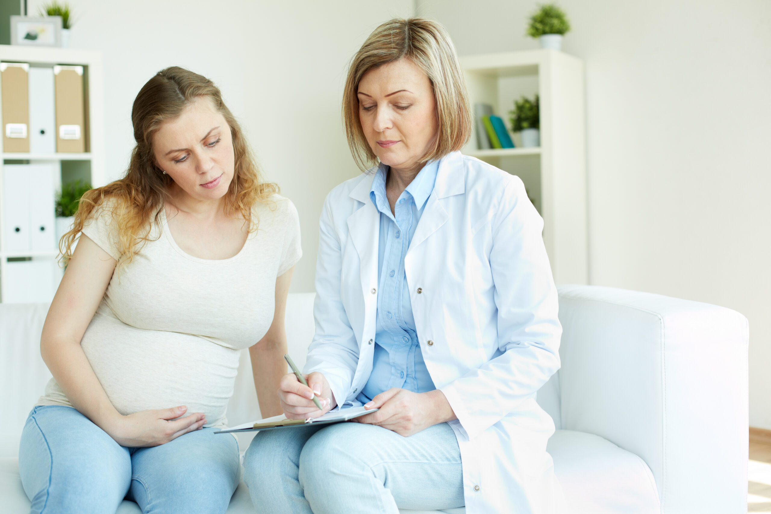Female Infertility Treatment in Delhi: From Diagnosis to Pregnancy